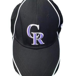 Vintage Colorado Rockies MLB baseball Size Medium- Large Flex fit